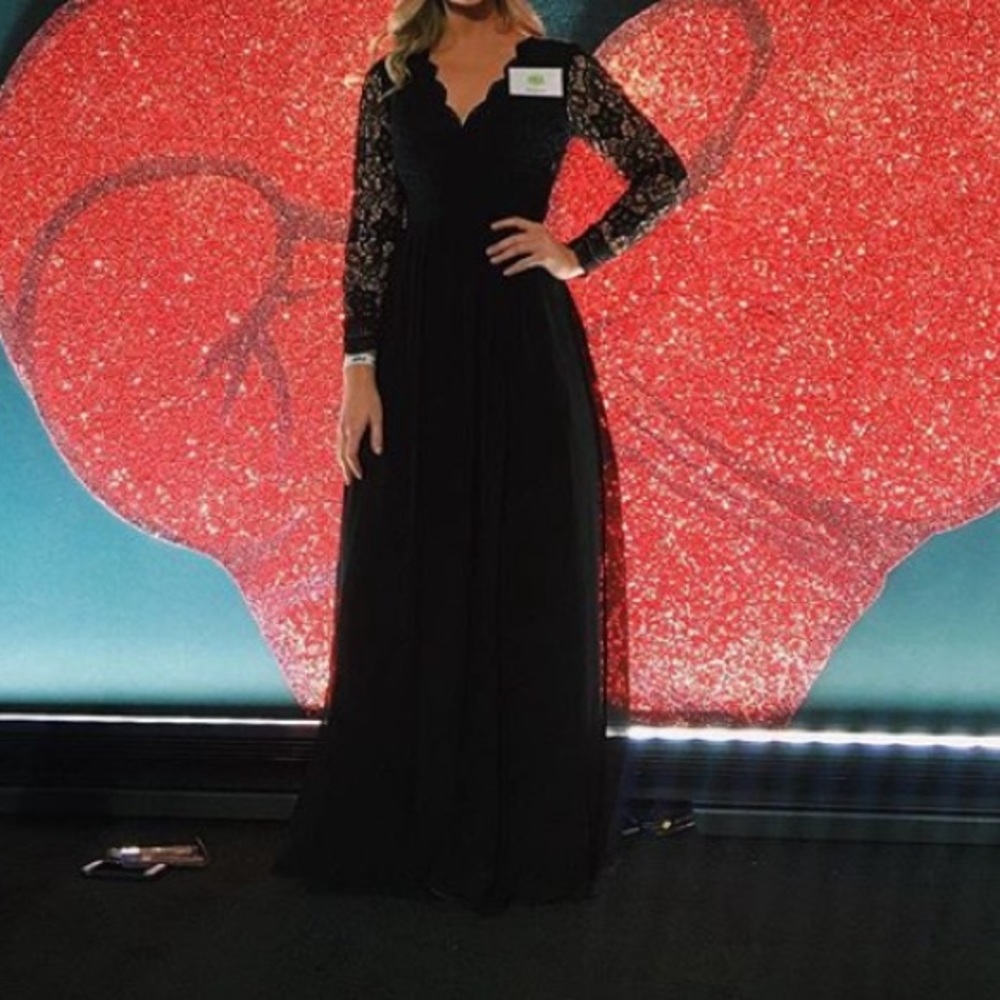 Black lace long sleeve maxi dress